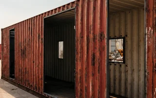 Casă din container