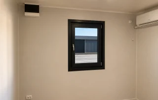 container cazare 13